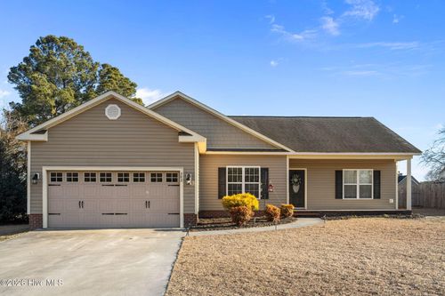 382 Bannermans Mill Rd, Richlands, NC, 28574-8104 | Card Image