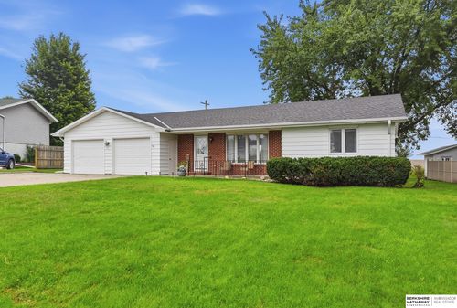725 Lisa Ln, Lyons, NE, 68038-2584 | Card Image
