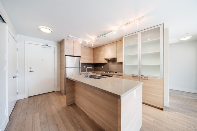 111 - 3606 Aldercrest Dr, Condo with 1 bedrooms, 2 bathrooms and 1 parking in North Vancouver BC | Image 14