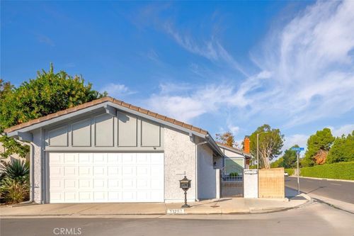 11253 Gardiners Ct, Cypress, CA, 90630 | Card Image