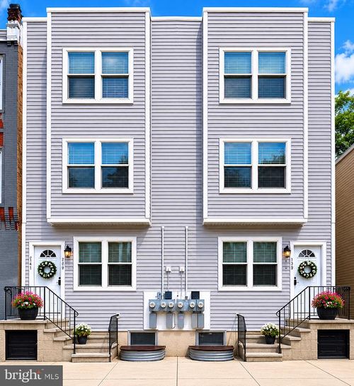 2139 N 18th St, PHILADELPHIA, PA, 19121-1626 | Card Image