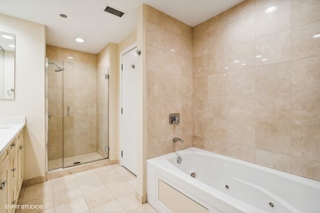 APT-3102 - 130 N Garland Ct, Home with 3 bedrooms, 2 bathrooms and null parking in CHICAGO IL | Image 17