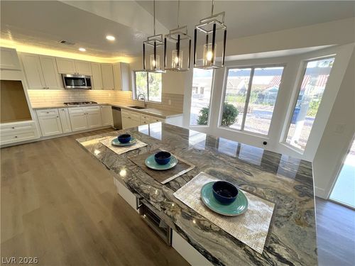 8500 Linderwood Dr, Las Vegas, NV, 89134-8654 | Card Image