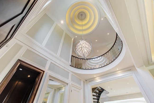 8 Cavalier Cres, House other with 5 bedrooms, 8 bathrooms and 11 parking in Thornhill ON | Image 18