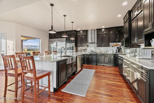 3431 Goodman Rd, Union Gap, WA, 98903-9506 | Card Image