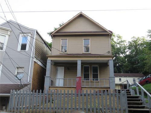 1013 Oak Ave, Turtle Creek, PA, 15145-1743 | Card Image