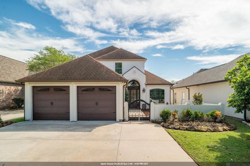 21035 Waterfront East Dr, Maurepas, LA, 70449-5301 | Card Image