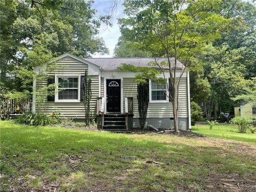 2820 Shady Lawn Dr, Greensboro, NC, 27408-3317 | Card Image