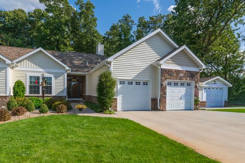 209 Ridgeview, Battle Creek, MI, 49015-7641 | Card Image