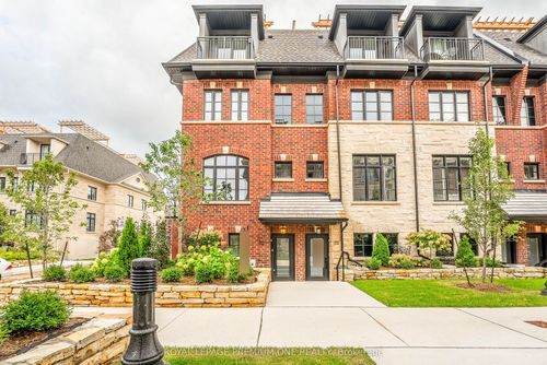 52-30 Lunar Cres, Mississauga, ON, L5M2R5 | Card Image