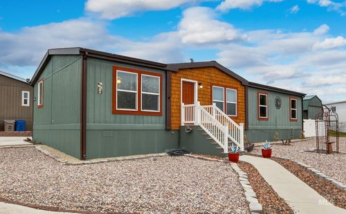 8218 Blue Ridge Ln, Boise, ID, 83716-5717 | Card Image