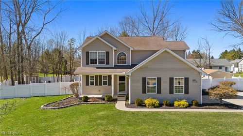 4046 Boxelder Dr, Medina, OH, 44256-7018 | Card Image