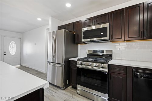 4413 Sherrill Ave, Las Vegas, NV, 89110-4640 | Card Image