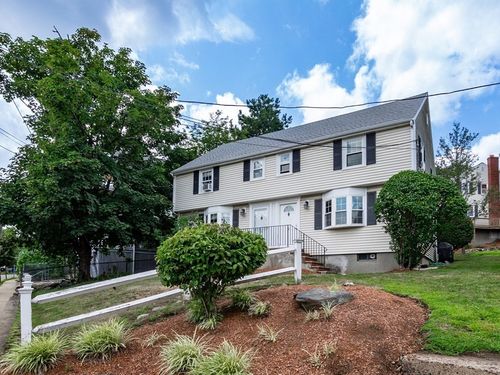 9-9 Bow St, Arlington, MA, 02474-2718 | Card Image