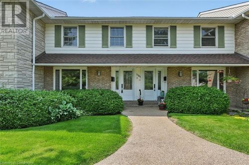 3-2066 Brant St, Burlington, ON, L7P3A6 | Card Image
