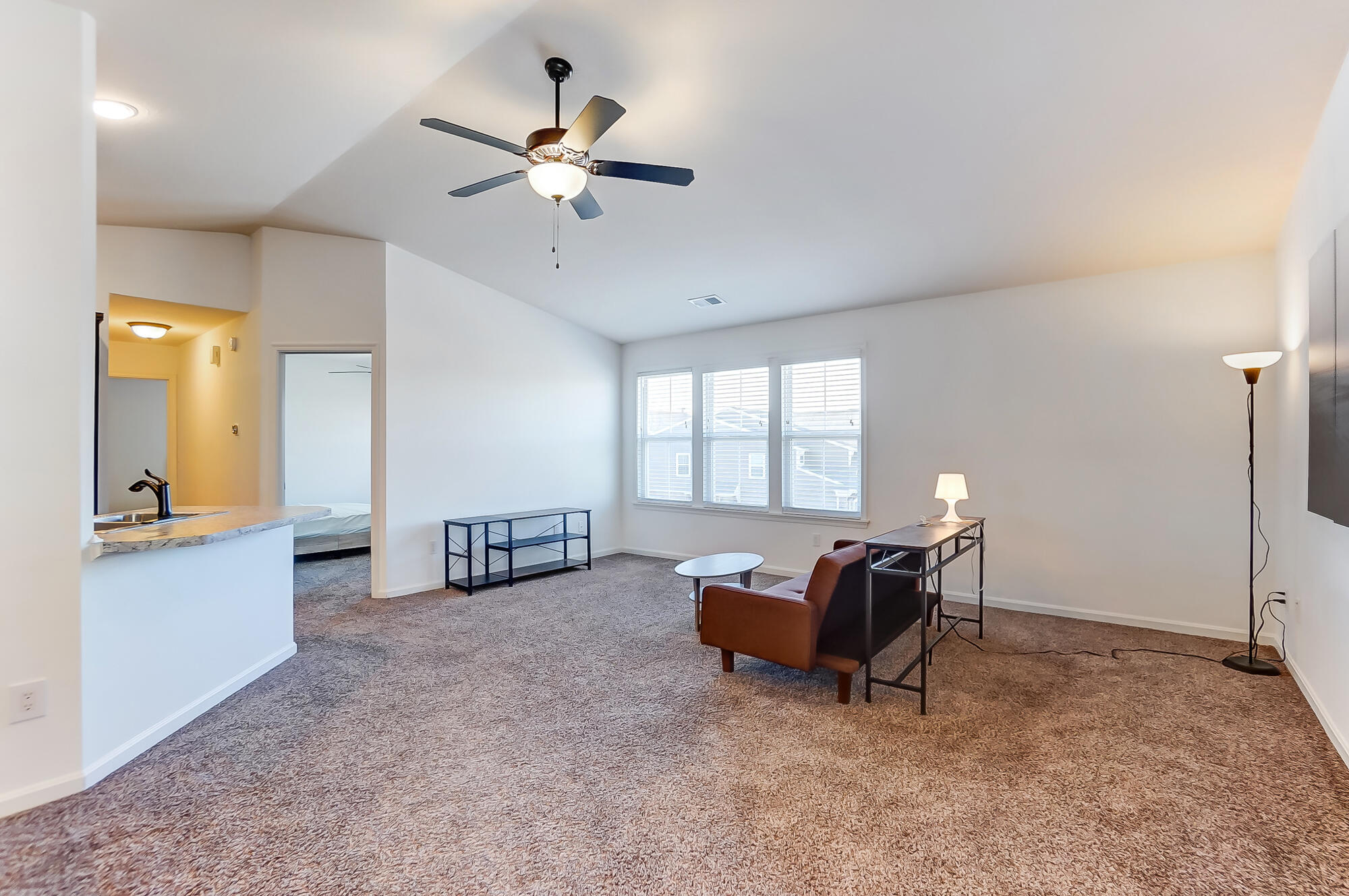 Residential Lease in Hebron 5