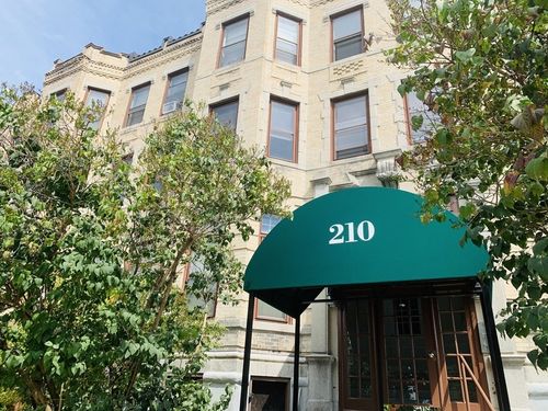 apt-4-210 Chestnut Hill Ave, Boston, MA, 02135-4643 | Card Image