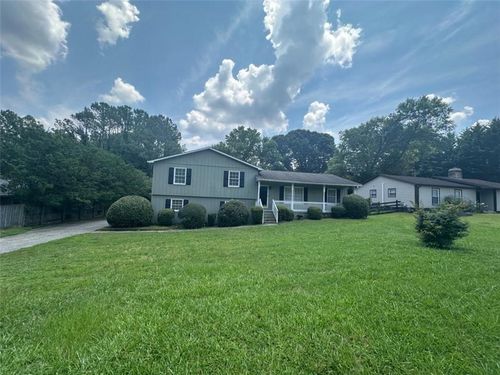 1572 Blackwell Rd, Marietta, GA, 30066-2945 | Card Image