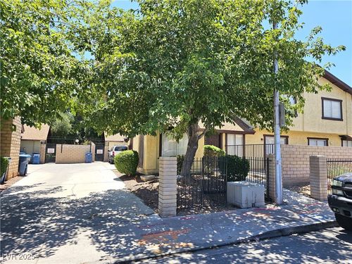 4565 Sirius Ave, Las Vegas, NV, 89102-7335 | Card Image