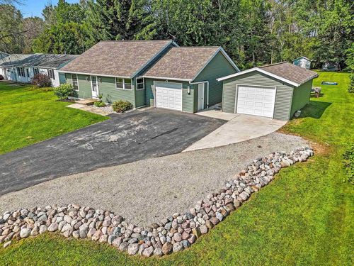3053 Birch Road, SUAMICO, WI, 54173 | Card Image