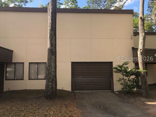 1-10 Oak Park Dr, Hilton Head Island, SC, 29926-3673 | Card Image