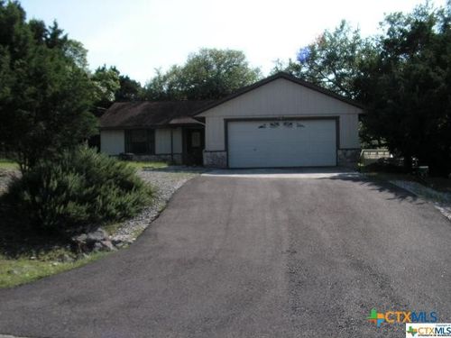 377 Susie Dr, Canyon Lake, TX, 78133-5288 | Card Image