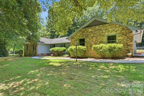 3326 Sedgefield Rd, Statesville, NC, 28625-4652 | Card Image