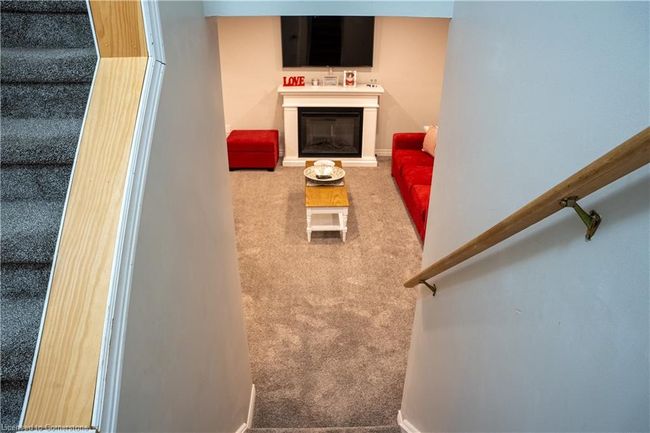 12 - 320 Hamilton Dr, Townhouse with 3 bedrooms, 3 bathrooms and 3 parking in Ancaster ON | Image 38