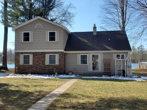 2108 W North Shore Dr, Prescott, MI, 48756 | Card Image