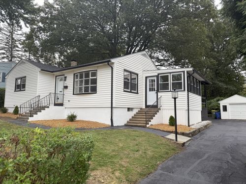 29 Tree Hill Rd, Waterbury, CT, 06708-3430 | Card Image