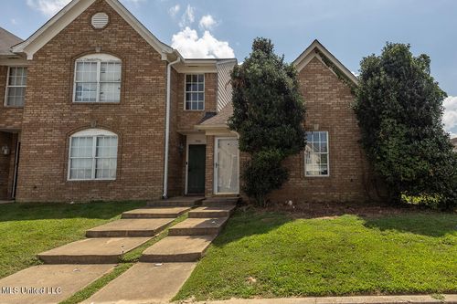 7440 Perrin Ln, Horn Lake, MS, 38637-1348 | Card Image