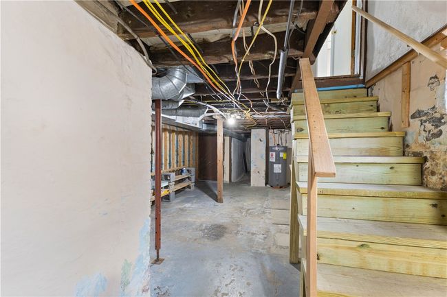 7 Plum St, House other with 3 bedrooms, 2 bathrooms and null parking in Masontown PA | Image 37