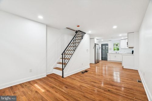 4450 Elizabeth St, PHILADELPHIA, PA, 19124-3608 | Card Image