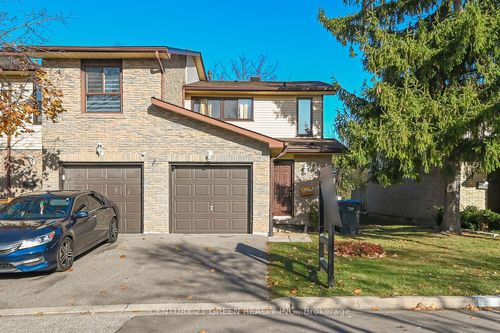 96-97 Collins Cres, Brampton, ON, L6V3N1 | Card Image