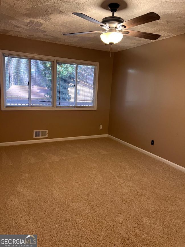 1725 Sara Ct Se, House other with 3 bedrooms, 2 bathrooms and null parking in Conyers GA | Image 6