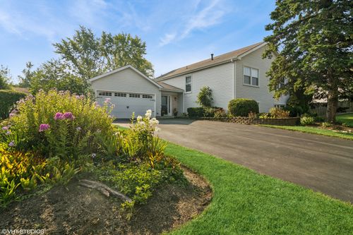 810 Red Bridge Rd, Lake Zurich, IL, 60047-2842 | Card Image