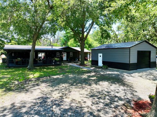 330 Kiamichi Rd, Eufaula, OK, 74432-5322 | Card Image
