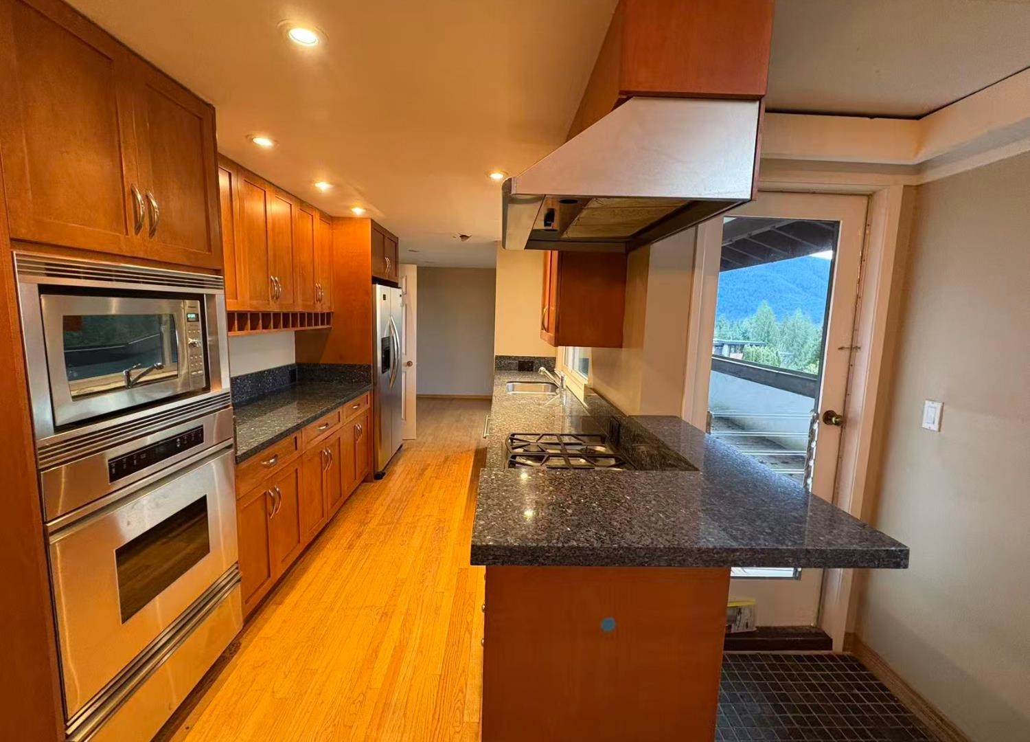 Residential in West Vancouver 3