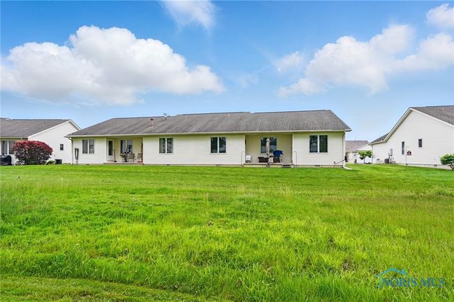 2310 Villa W, Condo with 2 bedrooms, 2 bathrooms and 2 parking in Findlay OH | Image 30