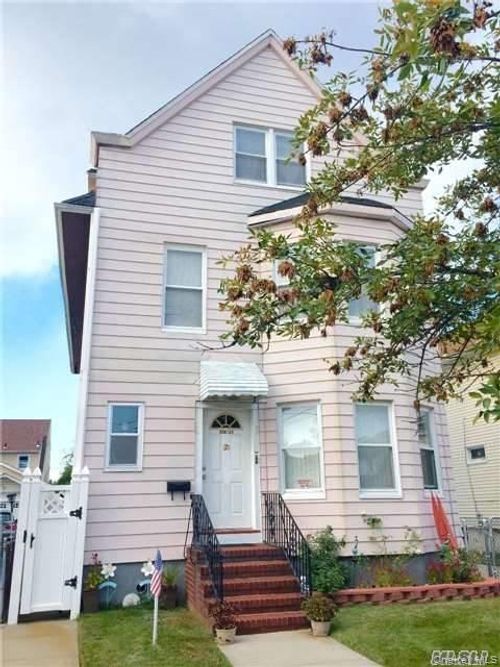 fl-2nd-220-21 94th Ave, Queens Village, NY, 11428-1913 | Card Image