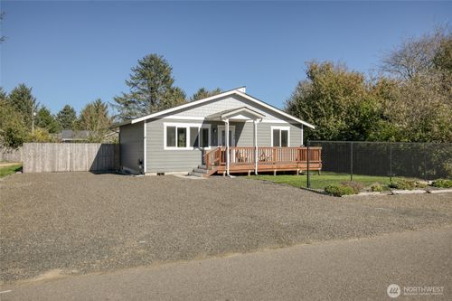 164 N Oar Loop Nw, Ocean Shores, WA, 98569-9753 | Card Image