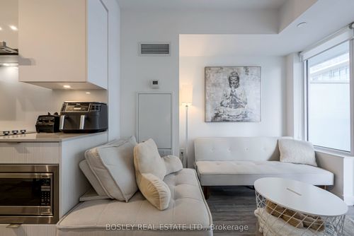 3108-99 Broadway Ave, Toronto, ON, M4P0E3 | Card Image