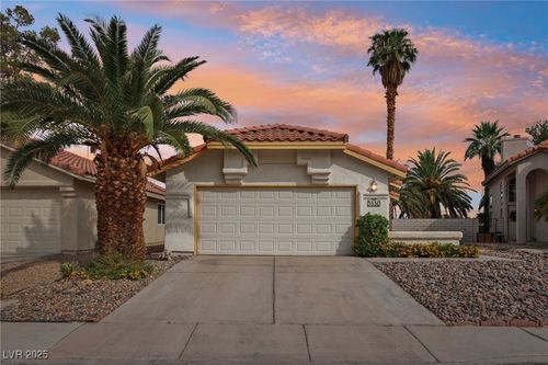 5330 Walton Heath Ave, Las Vegas, NV, 89142-2592 | Card Image