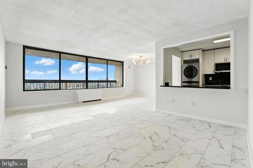 apt-2112s-3705 S George Mason Dr, FALLS CHURCH, VA, 22041-3726 | Card Image