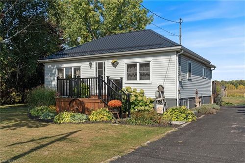 282 Townline St, Saint Williams, ON, N0E1P0 | Card Image