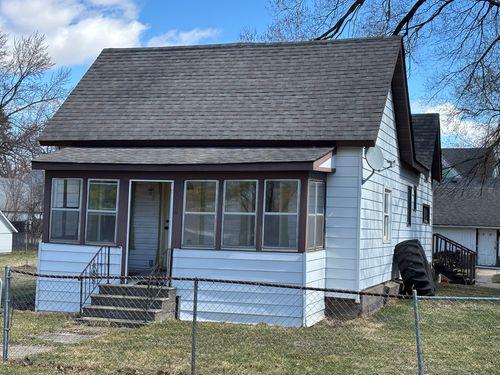 224 S Main St, Kingston, IL, 60145 | Card Image