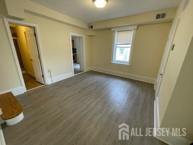 171 Washington Rd, House other with 5 bedrooms, 2 bathrooms and null parking in Sayreville NJ | Image 5