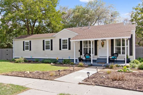 3909 Locke Ave, Fort Worth, TX, 76107-5513 | Card Image