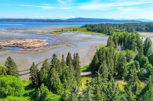 634 Curran Rd, Fanny Bay, BC, V0R1W0 | Card Image