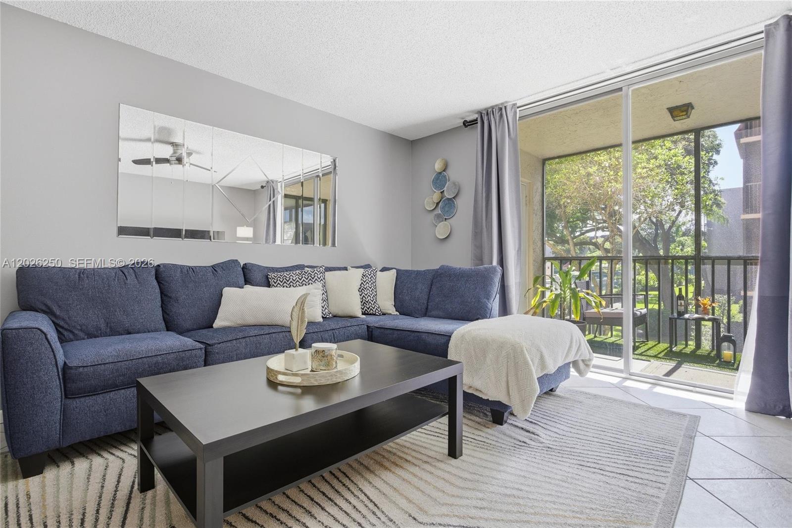 Residential in Plantation 4
